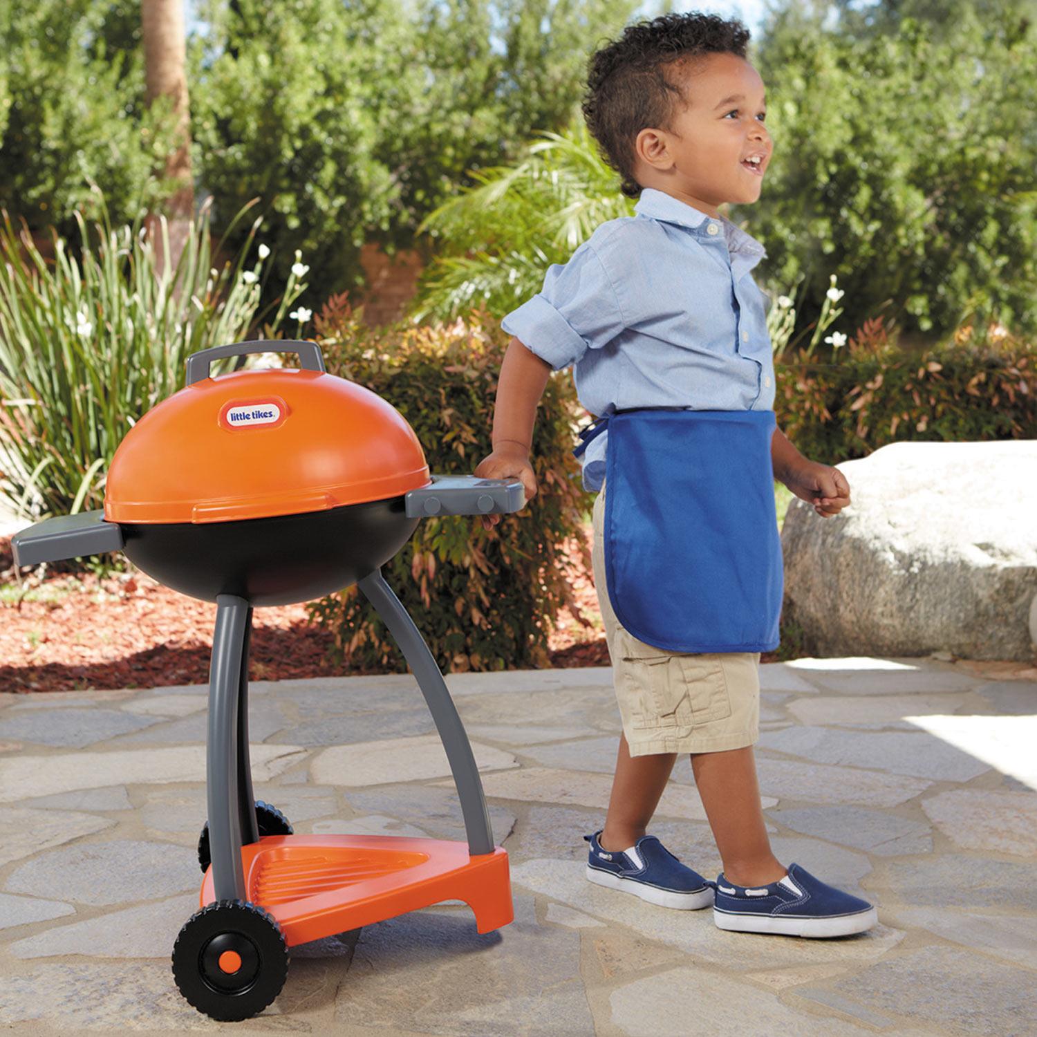Kids can move the grill easy with the wheels on the base