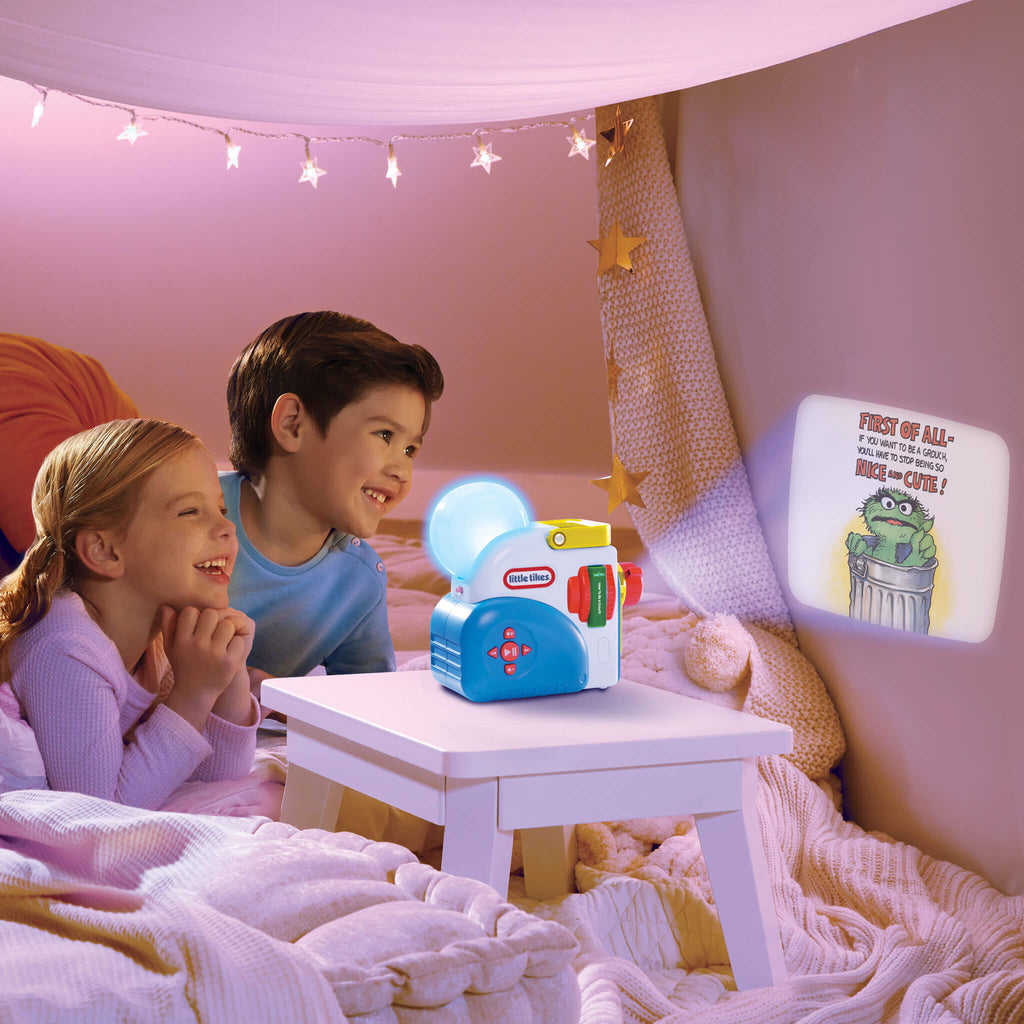 kids watching Oscar Story on the wall